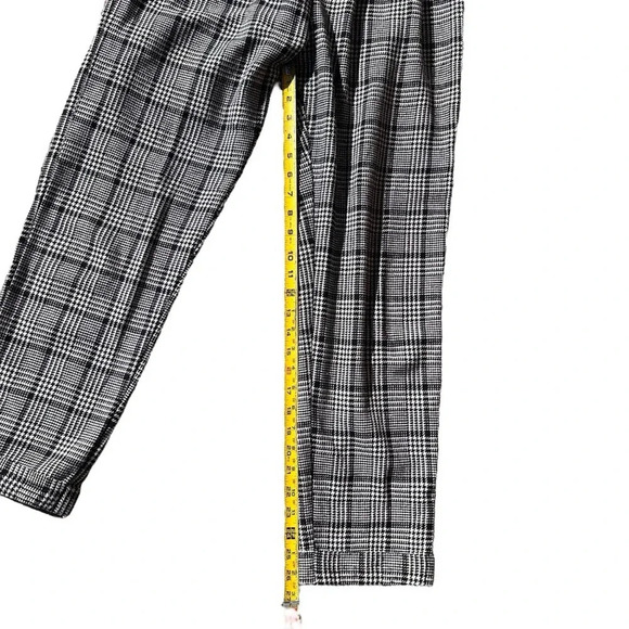 Motel Rocks Houndstooth Cuffed Pants Women’s Size Medium - Picture 7 of 7